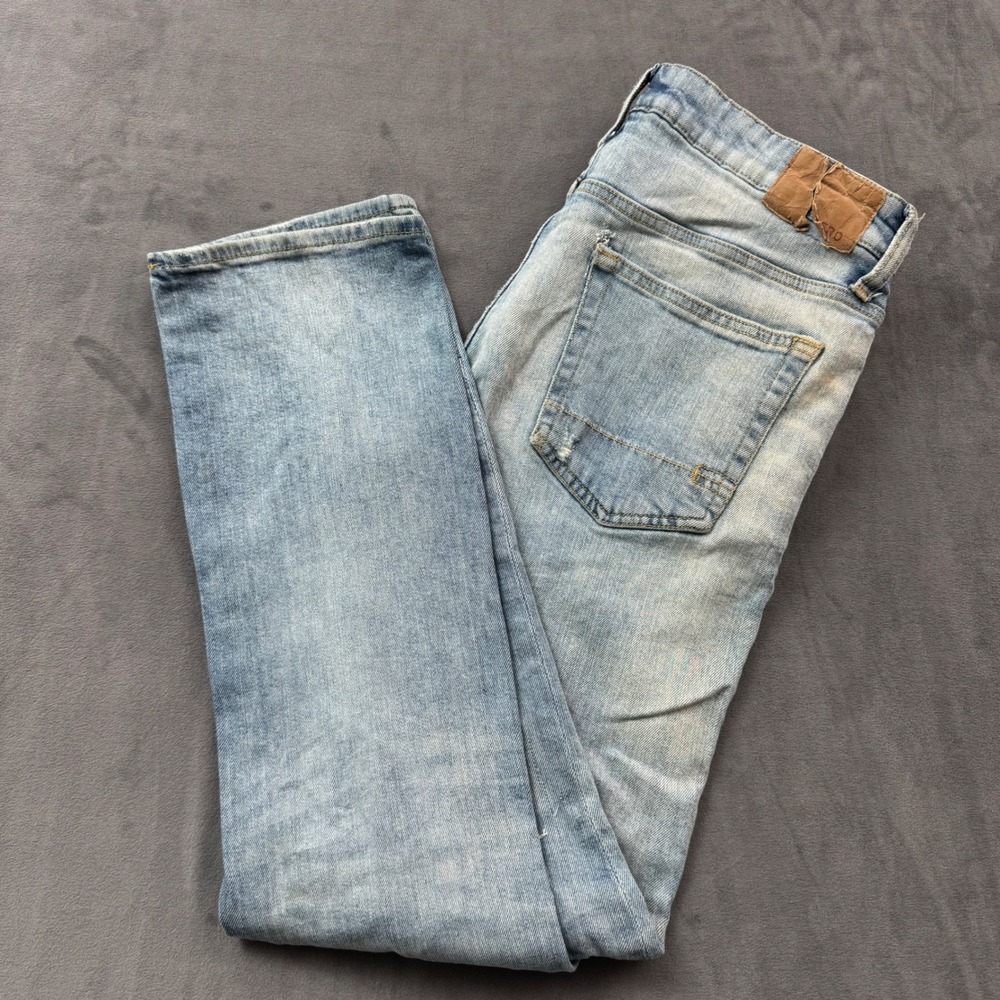 Aeropostale Mens 32x30 Slim Straight Distressed Light Wash Jeans Denim
